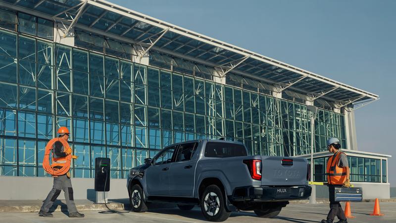 Toyota Hilux  - 3